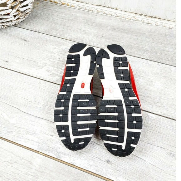 *SOLD*Nike Air Max Agitate 2 Red Running Sneakers - Picture 8 of 8